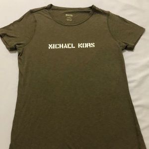 Women’s Fitted Tee